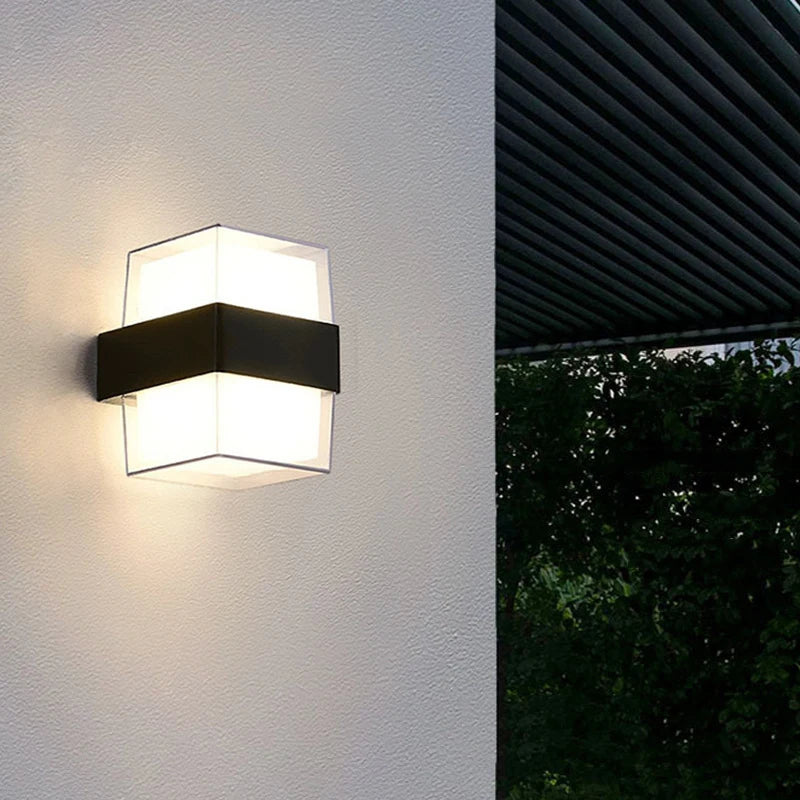 Applique LED Ronde ou Carrée 220V – Chambre Balcon Couloir Salon
