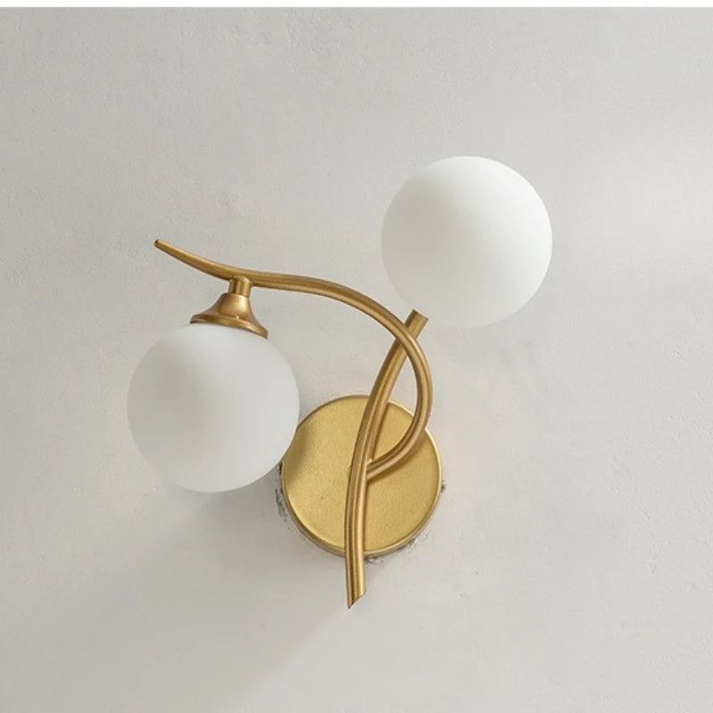 Applique Boule Verre Fer Nordique – Globe Dépoli Bras Orientable