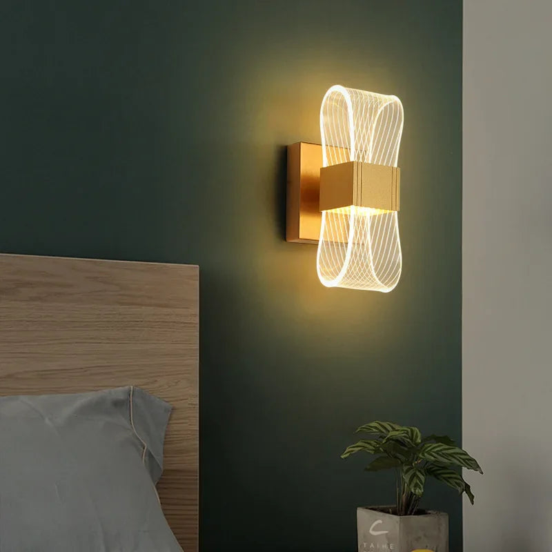 Applique LED Dorée Nordique – Salon Chambre Fond de Mur