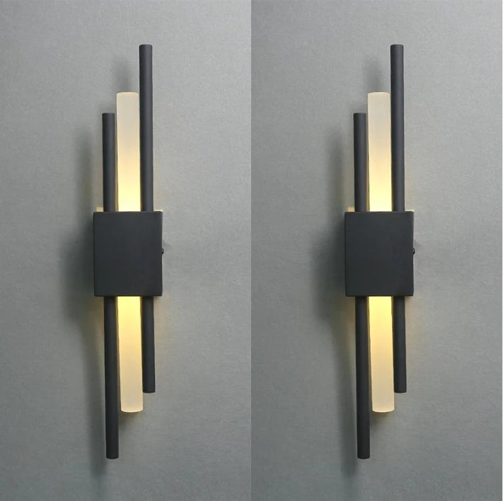Applique Tube Acrylique Noir Doré – Salon Chambre Couloir Design