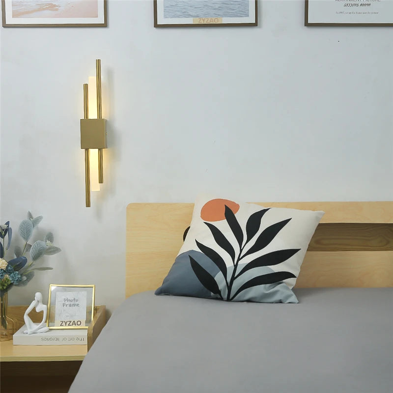 Applique Tube Acrylique Noir Doré – Salon Chambre Couloir Design