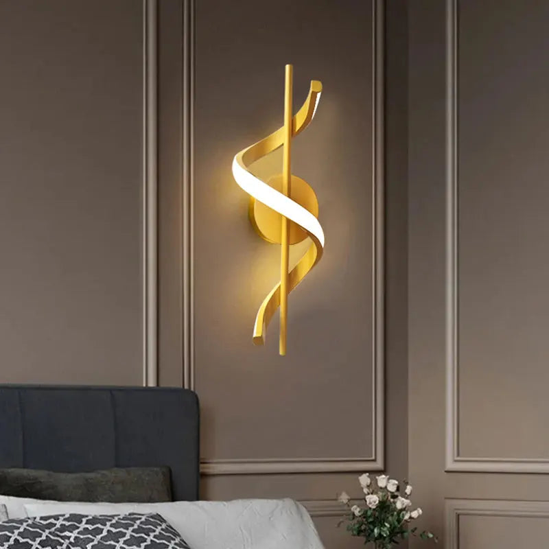 Applique Spirale LED Dorée ou Noire – Chambre Salon Nordique