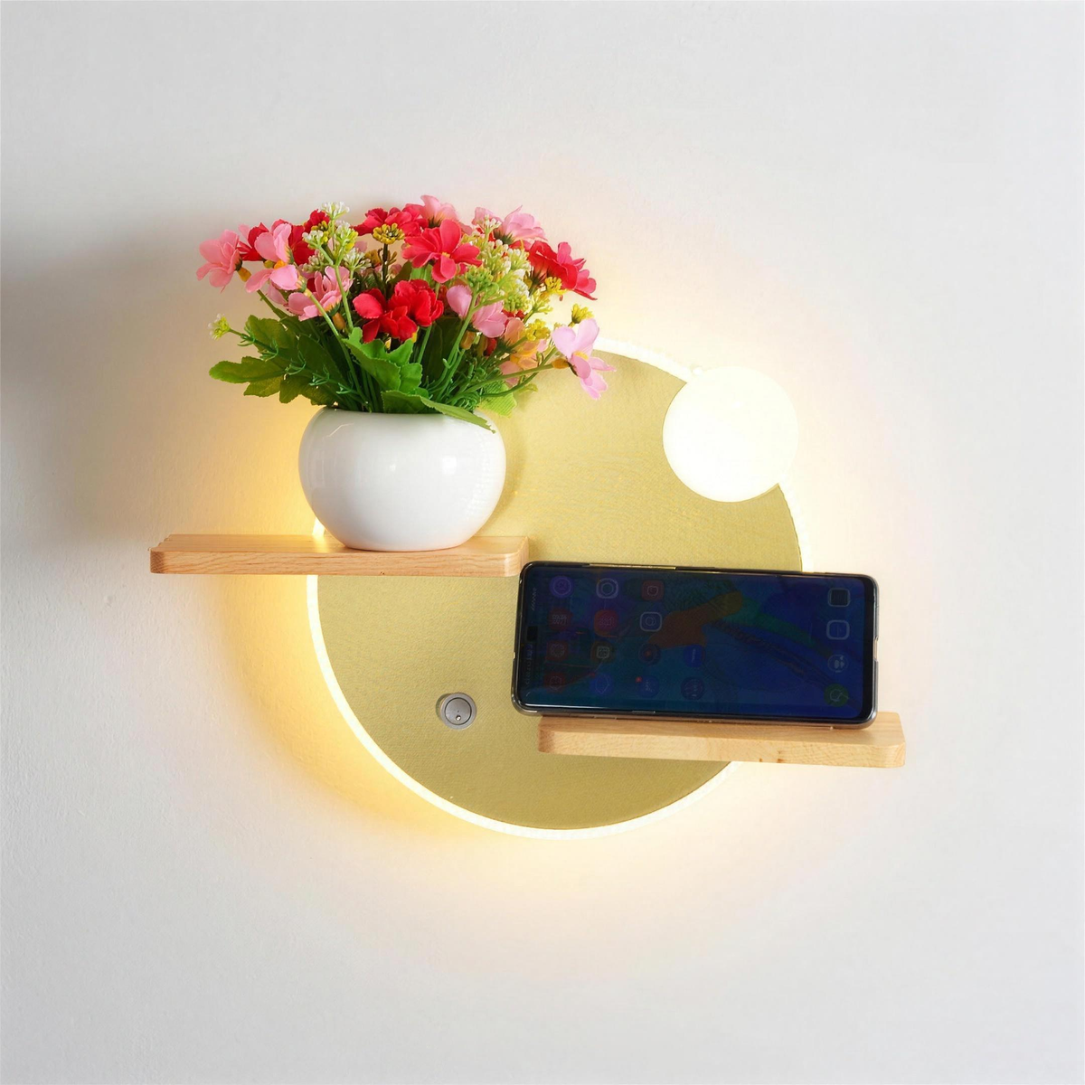 Applique LED etagere doree port USB - demonstration